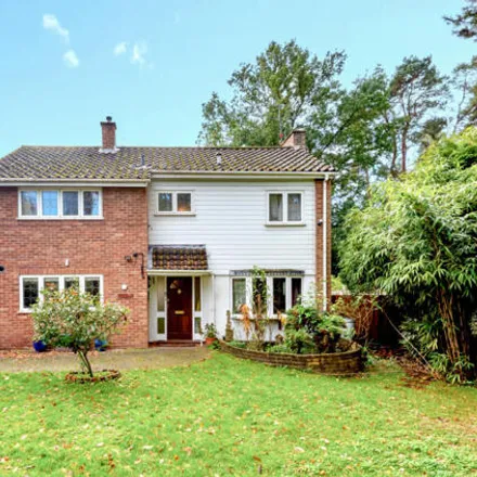 Buy this 4 bed house on 42A The Crescent in Farnborough, GU14 7AH