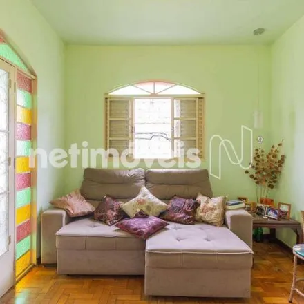 Buy this 3 bed house on Rua Botucatu in Renascença, Belo Horizonte - MG