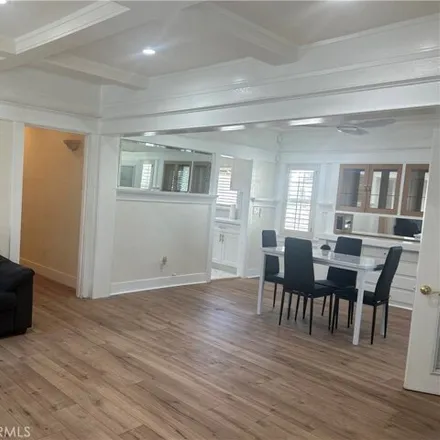 Image 2 - 3565 South Gramercy Place, Los Angeles, CA 90018, USA - House for rent