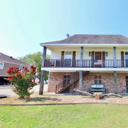 Buy this 3 bed house on 428 Moon Lake Road in Ouachita Parish, LA 71203