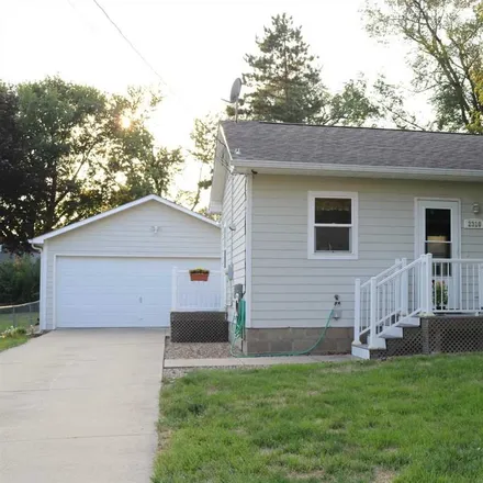 Buy this 1 bed house on 2310 Williams Street in Des Moines, IA 50317