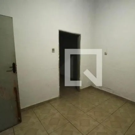 Rent this 2 bed house on Rua 14 in Setor Central, Goiânia - GO