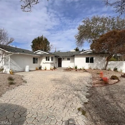 Image 1 - 8315 Rudnick Avenue, Los Angeles, CA 91304, USA - House for rent