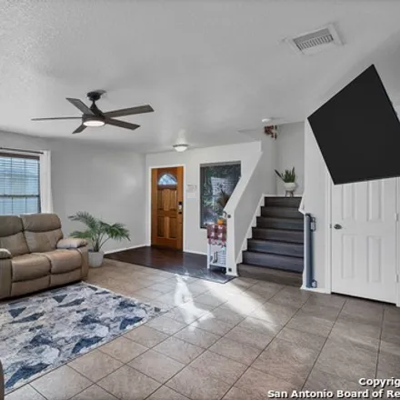 Image 7 - 9819 Carswell Peak, Bexar County, TX 78245, USA - Loft for sale