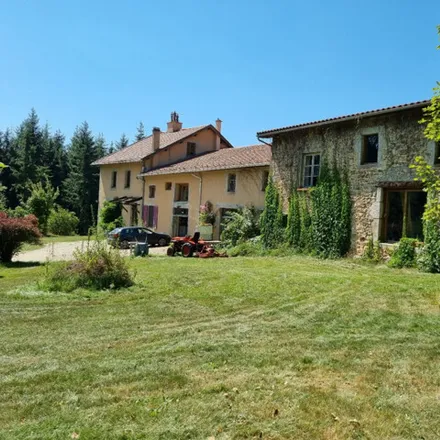 Buy this 6 bed house on unnamed road in 63670 La Roche-Blanche, France