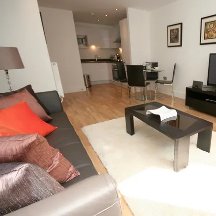 Image 4 - Canary View, 23 Dowells Street, London, SE10 9FP, United Kingdom - Apartment for rent