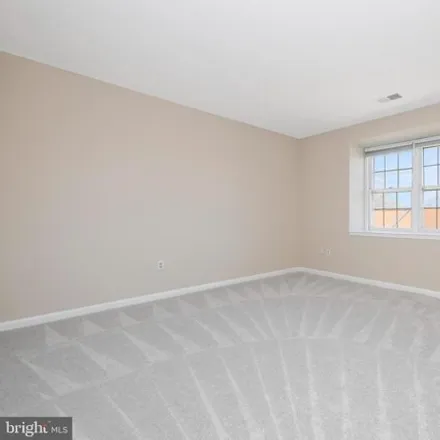 Image 7 - 714 Quince Orchard Boulevard, Brown, Gaithersburg, MD 20899, USA - Condo for sale