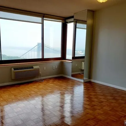 Image 6 - The Palisades Private Residences, River Road, Fort Lee, NJ 07024, USA - Condo for sale