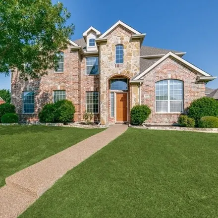 Rent this 4 bed house on 825 Dogwood Dr in Murphy, Texas