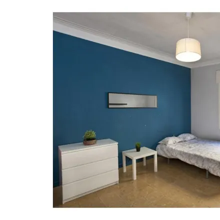 Rent this 6 bed room on Carrer de Bolívar in 11, 08001 Barcelona