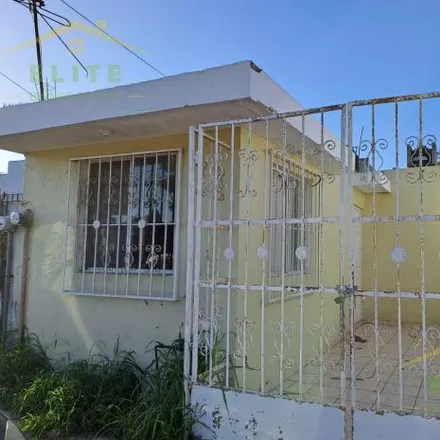 Buy this 2 bed house on Calle Palo Blanco in FRACCIONAMIENTO ARBOLEDAS, 89600 Altamira