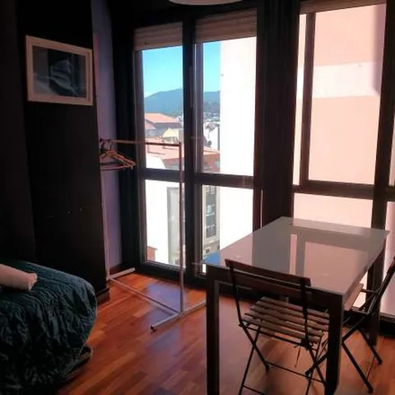 Image 3 - Calexón do Viso, 36206 Vigo, Spain - Apartment for rent