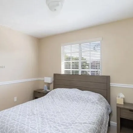 Image 7 - 21137 Northwest 14th Place, Miami Gardens, FL 33169, USA - Townhouse for sale