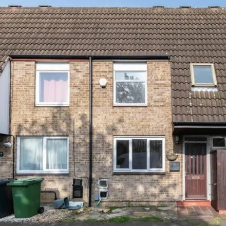 Buy this 3 bed house on unnamed road in Peterborough, PE2 5QY