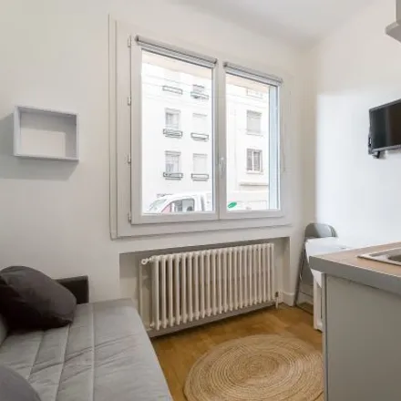 Image 3 - 16B Rue Philippe de Lassalle, 69004 Lyon, France - Apartment for rent