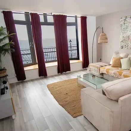 Rent this 1 bed apartment on Penarth in CF64 3AU, United Kingdom