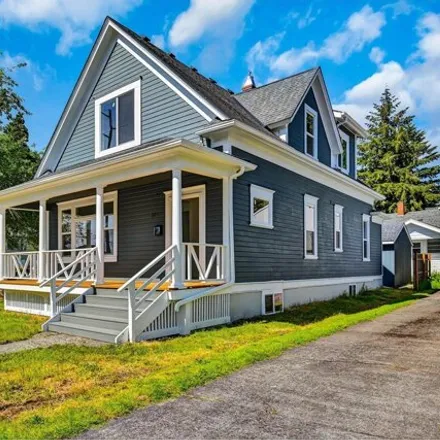 Buy this 4 bed house on 5007 North Concord Avenue in Portland, OR 97217