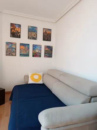 Image 5 - Calle Argente, 15, 28053 Madrid, Spain - Apartment for rent