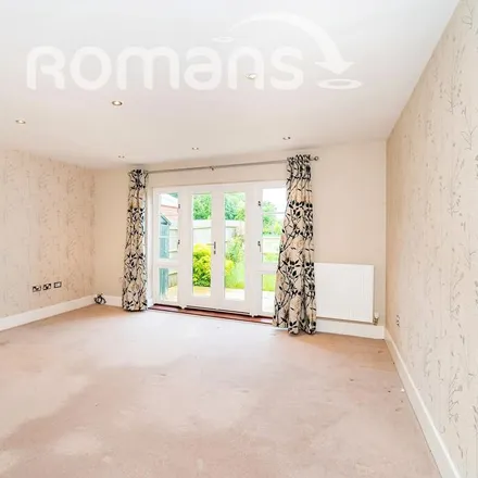 Image 3 - Farley Reach, Winchester, SO22 5GX, United Kingdom - Townhouse for rent