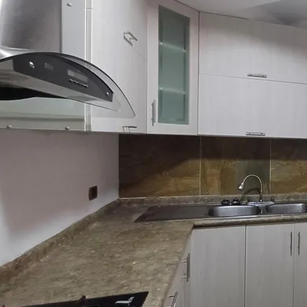 Rent this studio apartment on Diagonal Avenue in Miraflores, Lima Metropolitan Area 10574