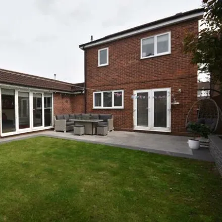 Buy this 3 bed house on 10 Penmark Close in Warrington, WA5 9TG