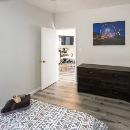 Rent this 2 bed apartment on Culver City