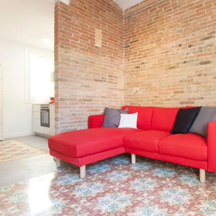 Rent this 2 bed apartment on Institut Front Marítim in Carrer d'Espronceda, 18-34