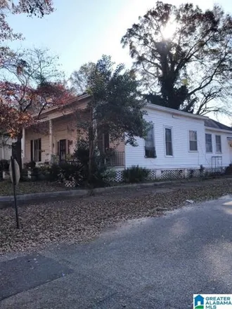 Image 1 - 99 Young Street, Selma, AL 36701, USA - House for sale