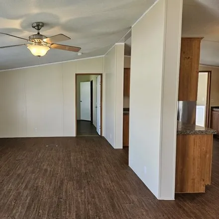 Image 3 - 500 Limestone Drive, New Braunfels, TX 78130, USA - Apartment for sale