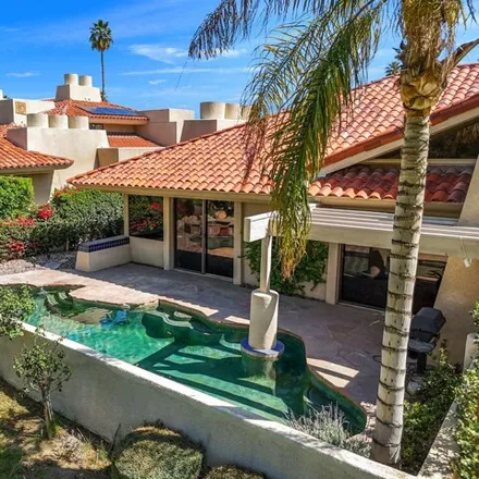 Buy this 3 bed condo on Rancho Mirage Country Club in Kavenish Way, Rancho Mirage