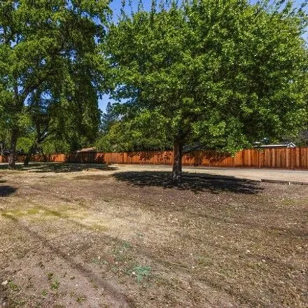 Image 4 - 70 Haven Ln, Walnut Creek, California, 94597 - House for sale