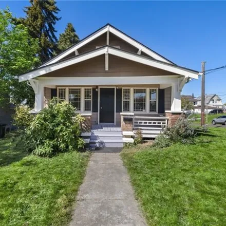 Buy this 3 bed house on 3174 East J Street in Tacoma, WA 98404