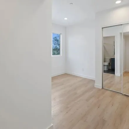 Image 7 - 1846 South Curson Avenue, Los Angeles, CA 90019, USA - Townhouse for rent