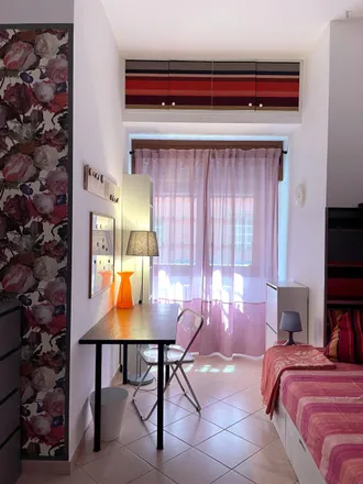 Rent this 3 bed room on Via Antonio Carnevali in 105, 20158 Milan MI