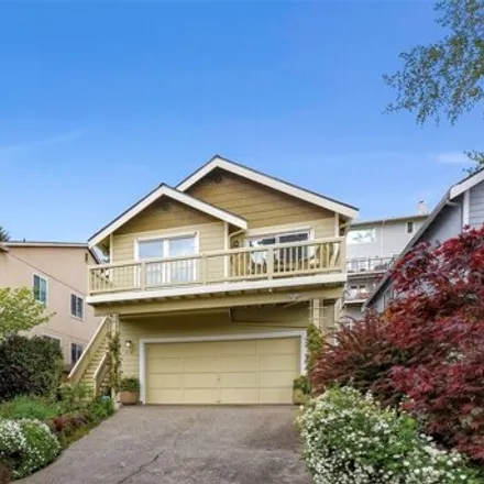 Image 2 - 7738 15th Avenue Southwest, Seattle, WA 98106, USA - House for sale