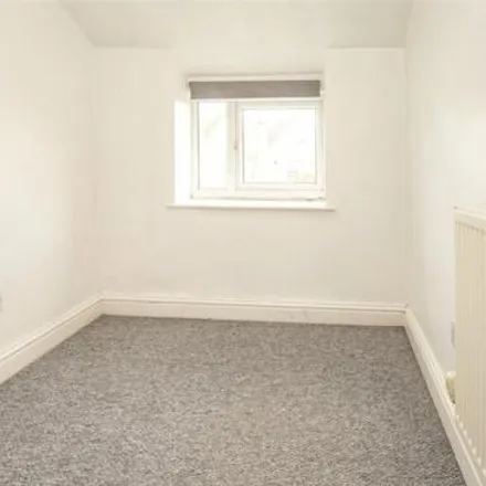 Image 7 - 11 Staple Hill Road, Bristol, BS16 5AA, United Kingdom - House for sale