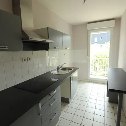 Rent this 2 bed apartment on 5 Rue des Charrières in 45000 Orléans, France