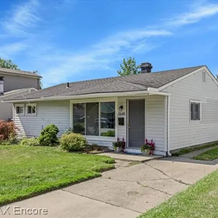 Buy this 3 bed house on 1645 East Greig Avenue in Madison Heights, MI 48071