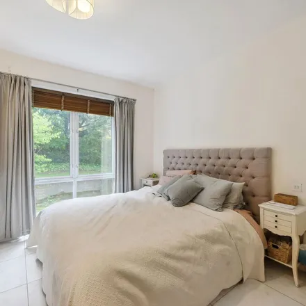 Rent this 2 bed apartment on Acqua House in Melliss Avenue, London
