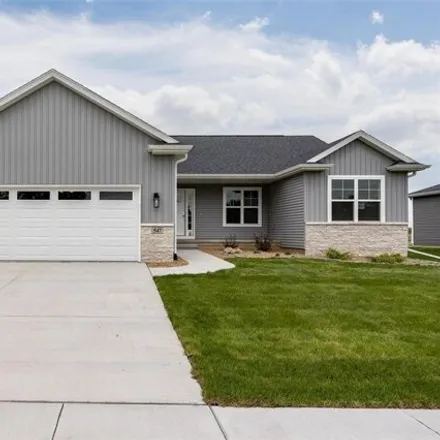 Buy this 3 bed house on McCarran Avenue Northeast in Linn County, IA 52328