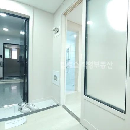 Image 2 - 서울특별시 송파구 석촌동 245-7 - Apartment for rent