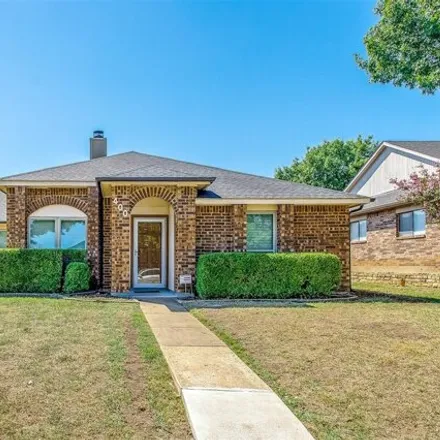 Rent this 3 bed house on 5031 Frontier Lane in Plano, TX 75023