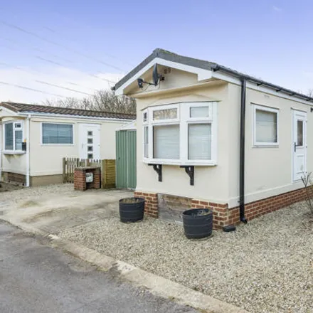 Buy this 1 bed house on Kingsdown Park in Swindon, SN25 6PG