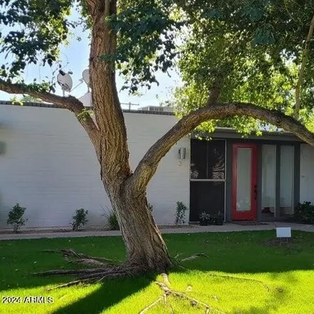 Buy this 1 bed house on 4204 North 38th Street in Phoenix, AZ 85018