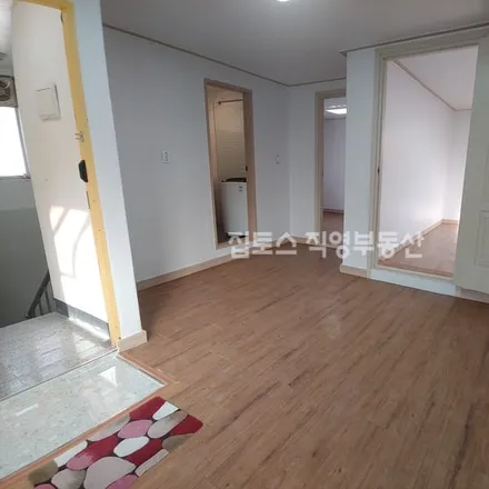 Image 3 - 서울특별시 서초구 반포동 728-5 - Apartment for rent