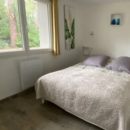 Rent this 1 bed apartment on Chemin de Saint-Georges-de-Didonne à Saujon in 17110 Saint-Georges-de-Didonne, France