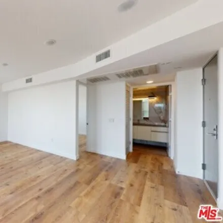 Image 7 - 1143 Glenville Dr Unit 401, Los Angeles, California, 90035 - House for rent