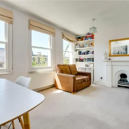 Rent this 1 bed room on 24 Minford Gardens in London, W14 0AN