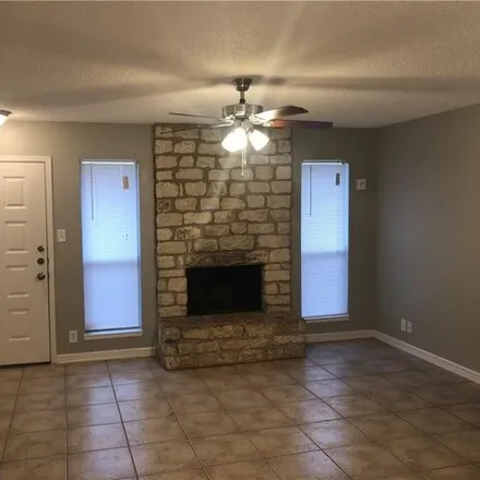 Image 3 - 1754 Horseshoe Circle, Round Rock, TX 78681, USA - Apartment for rent