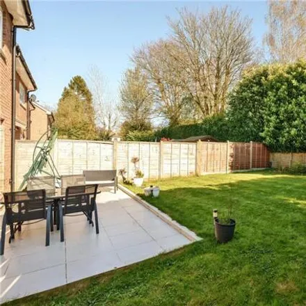 Image 3 - Hawthorn Gardens, Caterham on the Hill, CR3 5HW, United Kingdom - House for sale